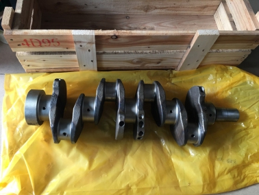 PC60-6 4D95鍛鋼曲（qǔ）軸