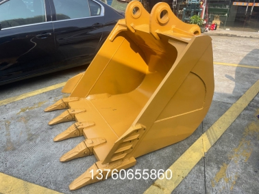 柳工CLG925D 1.4方土方挖鬥